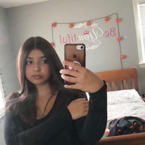 Meet your Posher, Gabriela